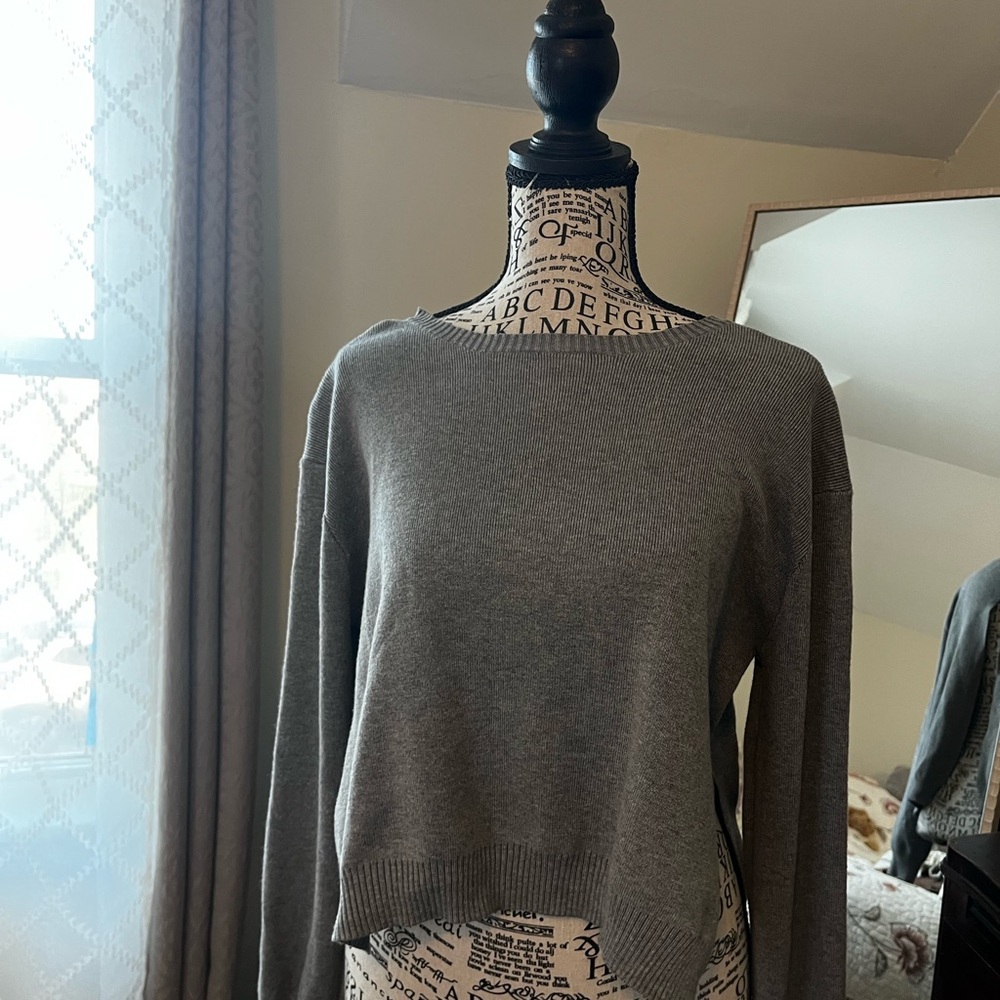 Gray Long Sleeve Sweater Open Back
